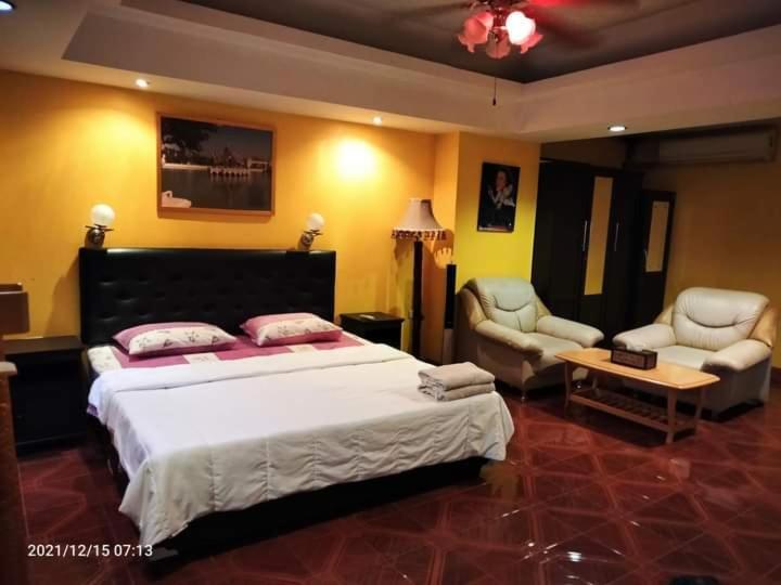Nightstar Vandrarhem Pattaya Exteriör bild